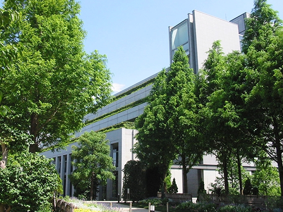 サカタのタネ本社の写真