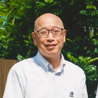 清水 俊英